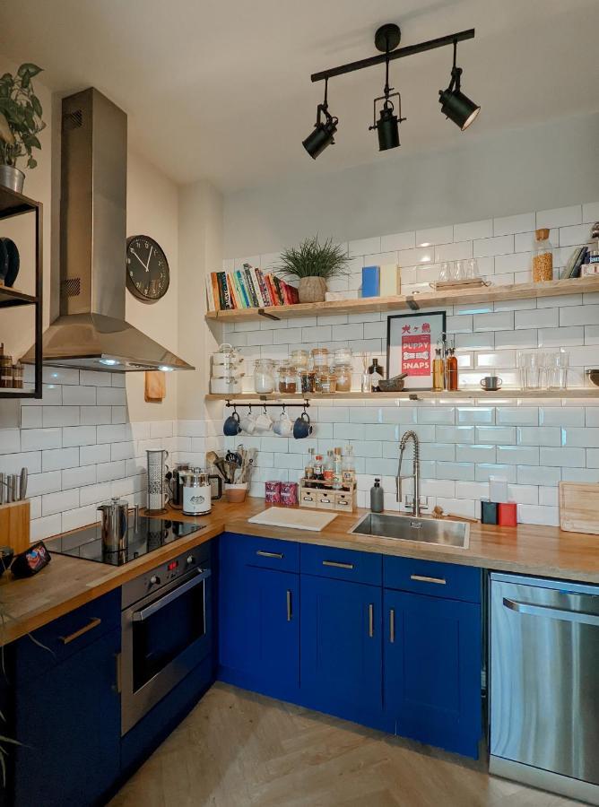 Spacious, Mid-Century 1 Bedroom Apartment Quedgeley Εξωτερικό φωτογραφία